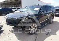 2018 Cadillac ESCALADE photo