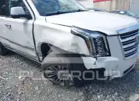 2018 Cadillac ESCALADE фото