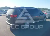 2018 Chrysler PACIFICA photo