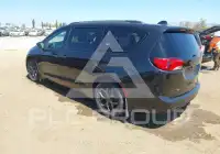 2018 Chrysler PACIFICA фото