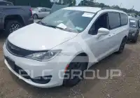 2018 Chrysler PACIFICA photo