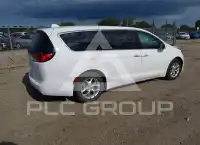 2018 Chrysler PACIFICA photo