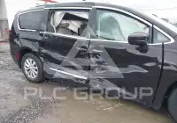 2018 Chrysler PACIFICA photo