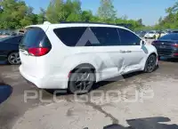 2018 Chrysler PACIFICA фото