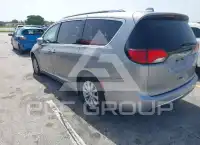 2018 Chrysler PACIFICA фото