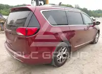 2018 Chrysler PACIFICA фото