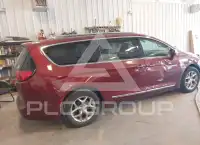 2018 Chrysler PACIFICA фото