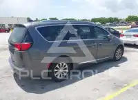 2018 Chrysler PACIFICA фото