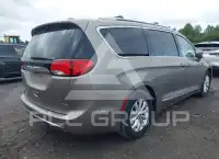 2018 Chrysler PACIFICA фото