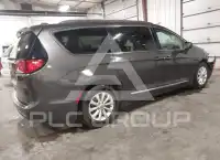 2018 Chrysler PACIFICA фото
