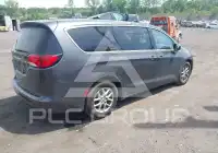 2018 Chrysler PACIFICA photo