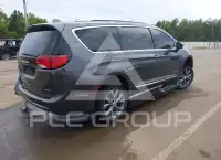 2018 Chrysler PACIFICA photo
