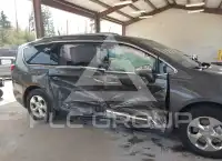 2018 Chrysler PACIFICA фото