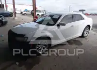 2018 Chrysler 300 photo