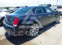 2018 Chrysler 300 фото