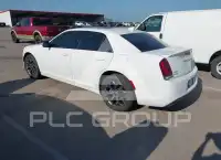 2018 Chrysler 300 фото