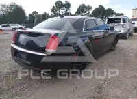 2018 Chrysler 300 фото