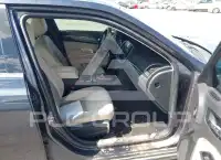 2018 Chrysler 300 photo