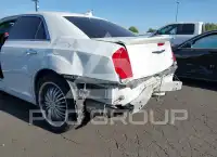 2018 Chrysler 300 фото