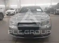 2018 Chrysler 300 photo