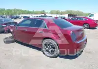 2018 Chrysler 300 фото