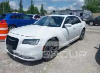 2018 Chrysler 300 фото