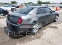 2018 Chrysler 300 фото