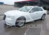 2018 Chrysler 300 photo