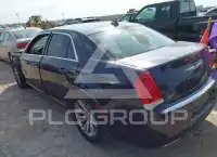 2018 Chrysler 300 photo