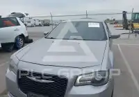 2018 Chrysler 300 фото