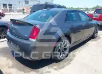2018 Chrysler 300 фото