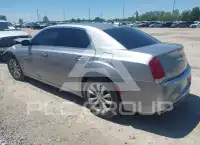2018 Chrysler 300 фото