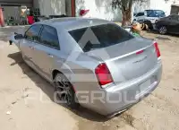 2018 Chrysler 300 photo