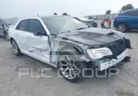 2018 Chrysler 300 фото