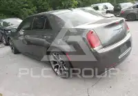 2018 Chrysler 300 фото