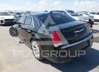 2018 Chrysler 300 photo