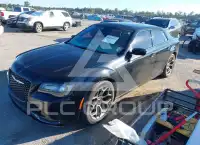 2018 Chrysler 300 фото