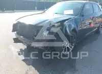 2018 Chrysler 300 фото