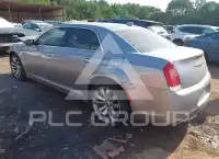 2018 Chrysler 300 фото
