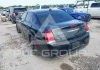 2018 Chrysler 300 фото
