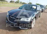 2018 Chrysler 300 фото