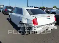 2018 Chrysler 300 фото