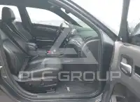 2018 Chrysler 300 фото