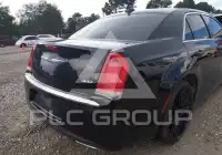 2018 Chrysler 300 фото