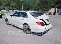 2018 Mercedes Benz E 400 фото