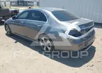 2018 Mercedes Benz E 300 photo