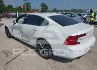 2018 Volvo S90 фото