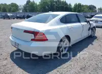 2018 Volvo S90 photo