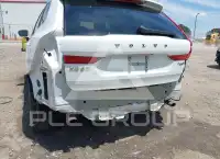 2018 Volvo XC60 photo