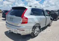 2018 Volvo XC90 фото